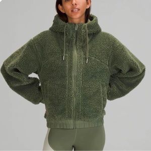 Lululemon reversible Sherpa jacket